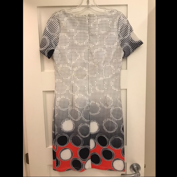 Fitted summer/fall dress - Picture 2 of 3